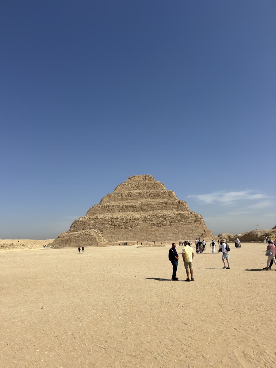 Oakley — Giza — behind the scenes, 2 of 10