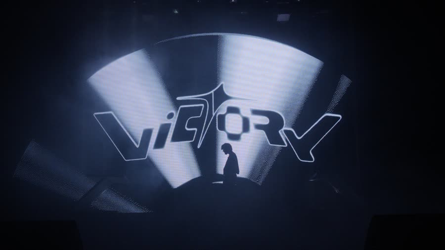 Madeon — VICTORY LIVE — still, 14 of 22